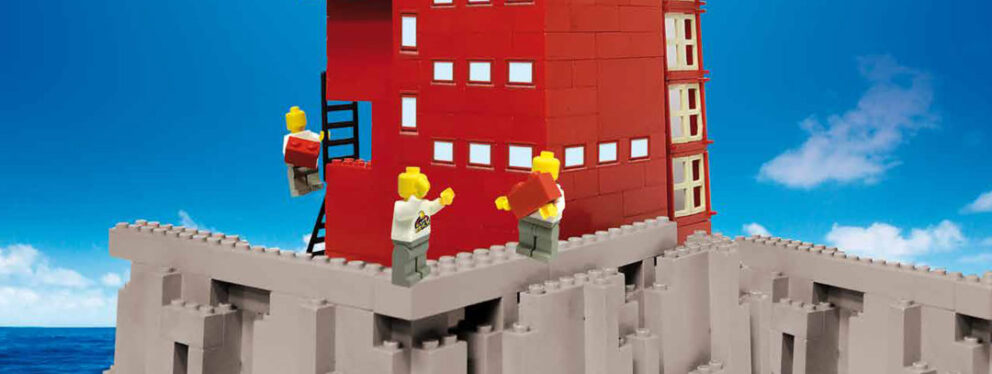 F8138-Rialia-LEGO–Cartel-33×48